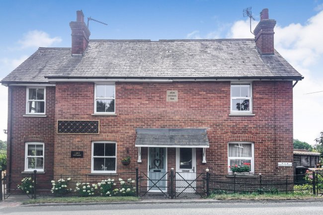 2 Arun Cottages, Loxwood, Billingshurst, West Sussex, RH14 0RE 9