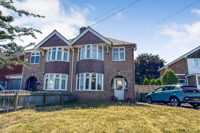 88 Crabtree Lane, Bromsgrove, Worcestershire, B61 8PA 6