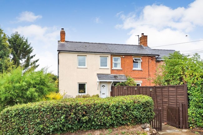 4 Aylton Court Cottages, Nr Ledbury, Hereforshire, HR8 2QH 2