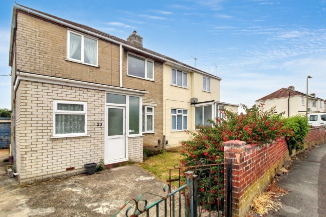 23 Causeway Crescent, Totton, Southampton, SO40 3AZ 4