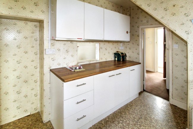 23 Causeway Crescent, Totton, Southampton, SO40 3AZ 4