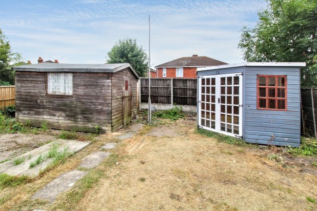 23 Causeway Crescent, Totton, Southampton, SO40 3AZ 4