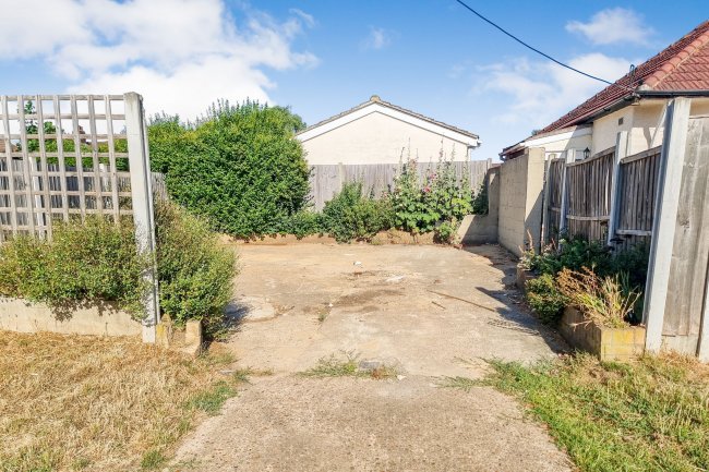 Land to the Rear of 61 Frederick Road, Rainham, Essex, RM13 8NR 8