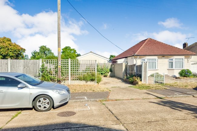 Land to the Rear of 61 Frederick Road, Rainham, Essex, RM13 8NR 8