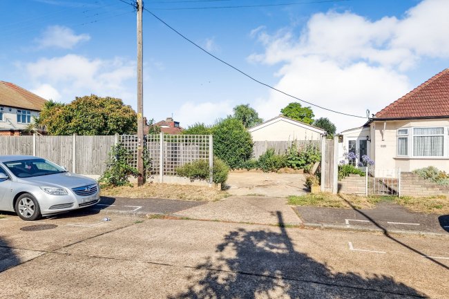 Land to the Rear of 61 Frederick Road, Rainham, Essex, RM13 8NR 8