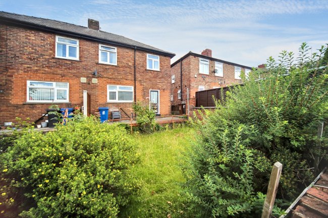 81 Queen Street, Wigan, WN3 4HX 2