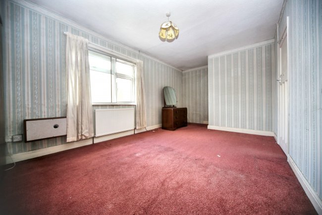 81 Queen Street, Wigan, WN3 4HX 2