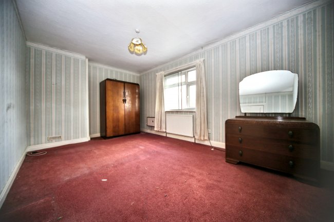 81 Queen Street, Wigan, WN3 4HX 2