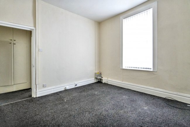 17 Seafield Road, New Ferry, Wirral, CH62 1EQ 1