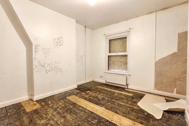 12 Gamble Street, Leigh, WN7 1BE 1