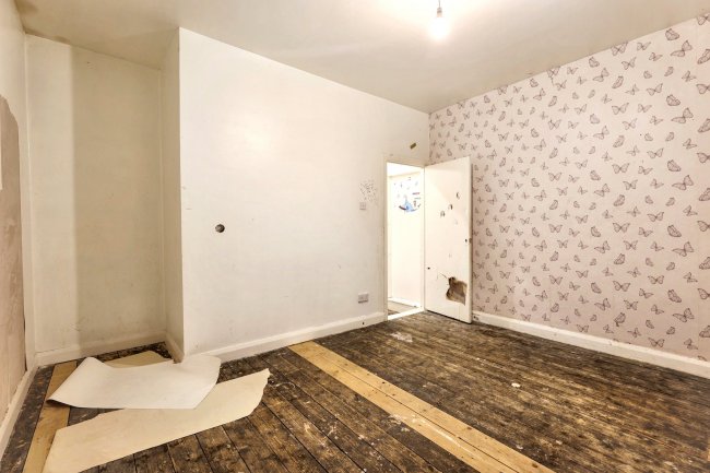 12 Gamble Street, Leigh, WN7 1BE 1