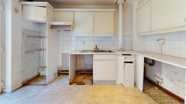 19 Eaton Drive, Kingston Upon Thames, Surrey, KT2 7RB 8