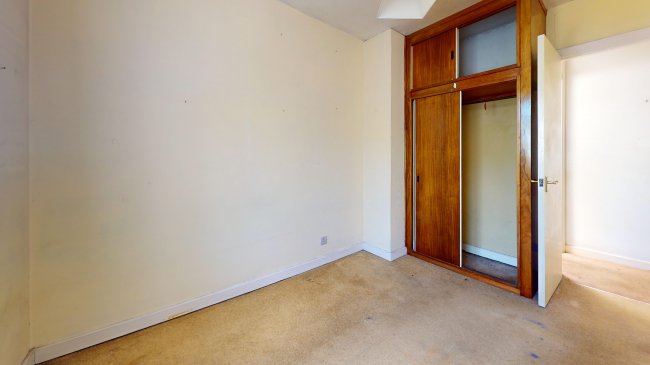 19 Eaton Drive, Kingston Upon Thames, Surrey, KT2 7RB 8