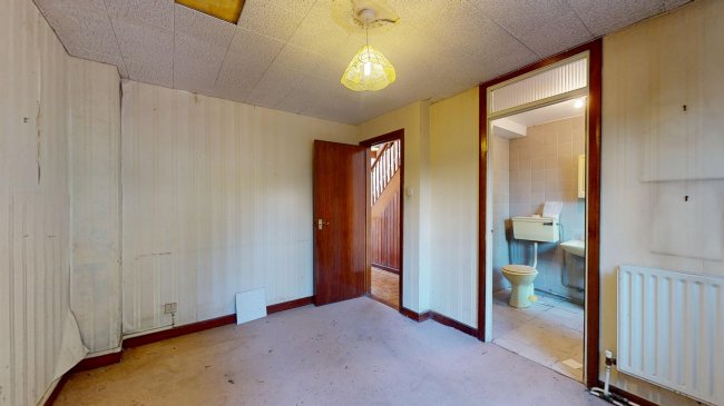 19 Eaton Drive, Kingston Upon Thames, Surrey, KT2 7RB 8