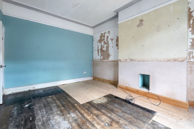 8 Mount Avenue, Liverpool, Merseyside, L20 6DT 10
