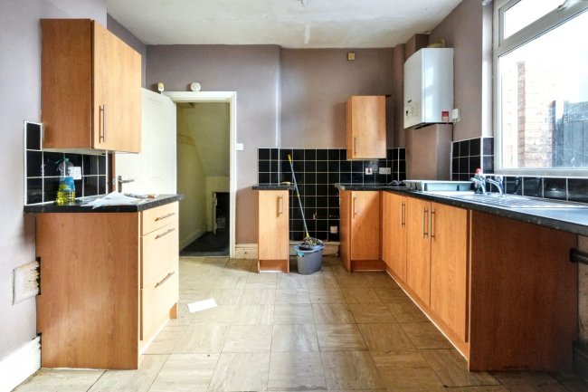 24 Downham Road, Birkenhead, Wirral, CH42 5NP 10