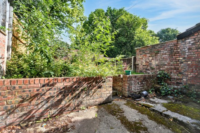 24 Downham Road, Birkenhead, Wirral, CH42 5NP 10