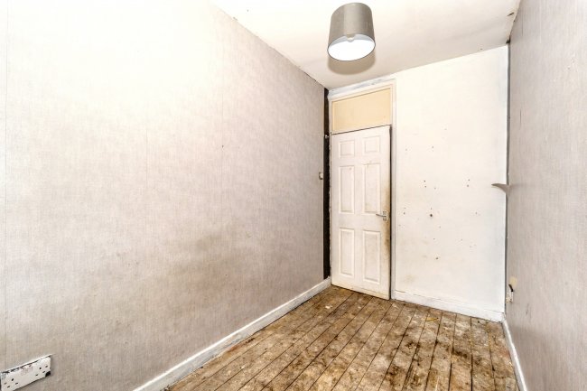 17 Millbeck Road, Middleton, Manchester, M24 4HZ 10