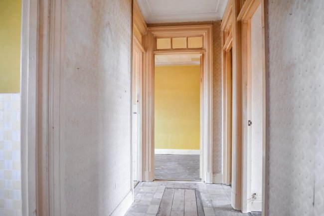 18 Dunstable Court, Dunstable Road, Luton, Bedfordshire, LU4 8DB 9