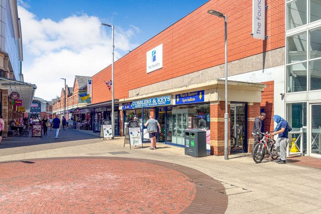 Kiosks 5-6 Jubilee Way, Scunthorpe DN15 6RB 3