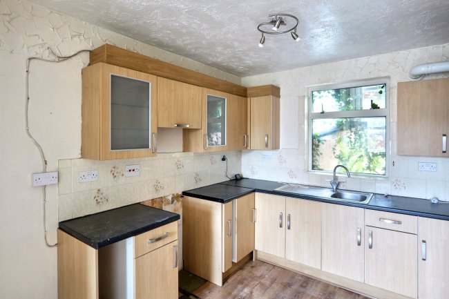 16 Berryfield Park, Melksham, Wiltshire, SN12 6ED 10