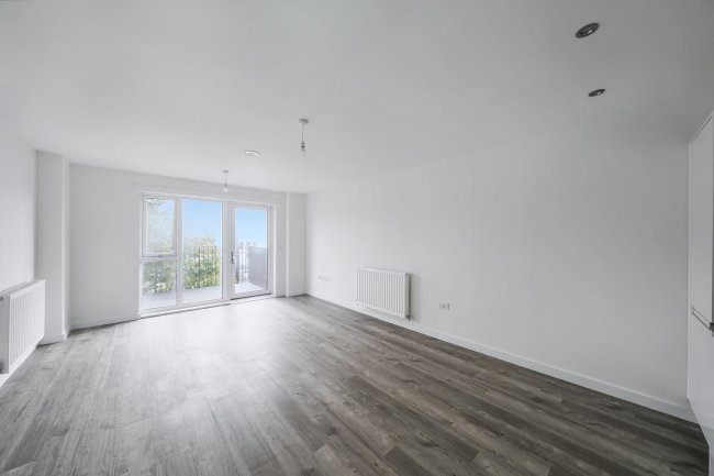 Flat 7, Denman House, 1 New Road, Feltham TW14 9AJ 1