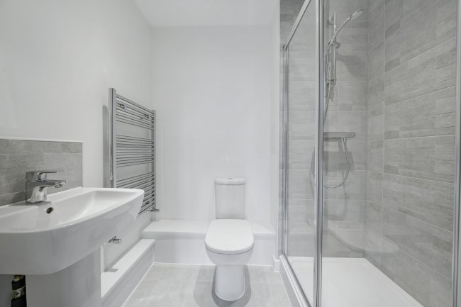 Flat 7, Denman House, 1 New Road, Feltham TW14 9AJ 1