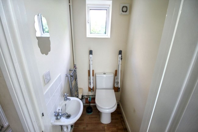 12 Hectorage Road, Tonbridge, Kent TN9 2DP 3