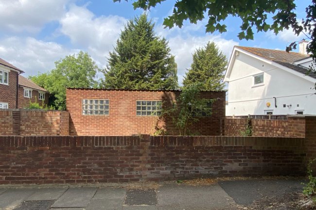 Garage Block next to Lismore Court, Kingston Road, Staines Upon Thames, TW18 1AU 4