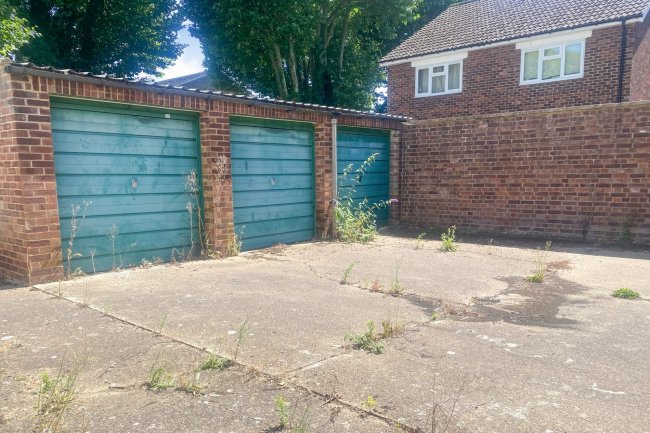 Garage Block next to Lismore Court, Kingston Road, Staines Upon Thames, TW18 1AU 4