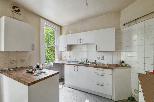 Flat D, 222 Randolph Avenue, Maida Vale, London W9 1PF 2