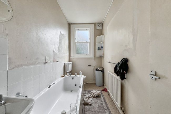 Flat D, 222 Randolph Avenue, Maida Vale, London W9 1PF 2