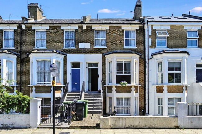 75b Stowe Road, Shepherd's Bush, London, W12 8BE 3