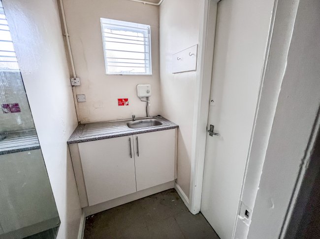 10/11 Maritime Terrace, Sunderland, Tyne and Wear SR1 3JT 5