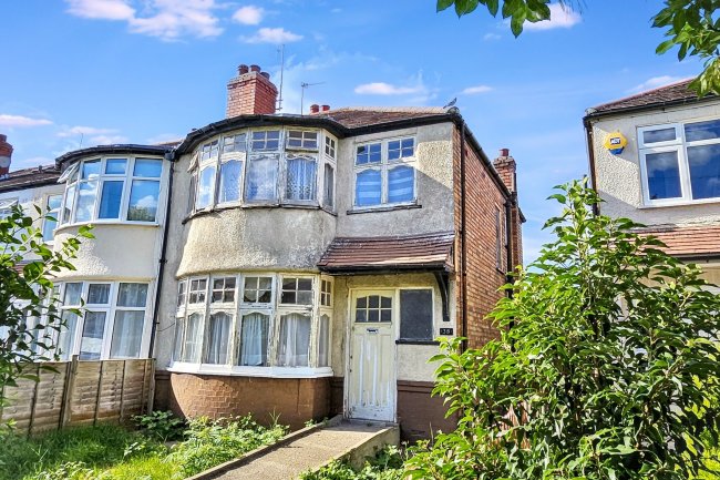 38 Tees Avenue, Perivale, Greenford, UB6 8JJ 2