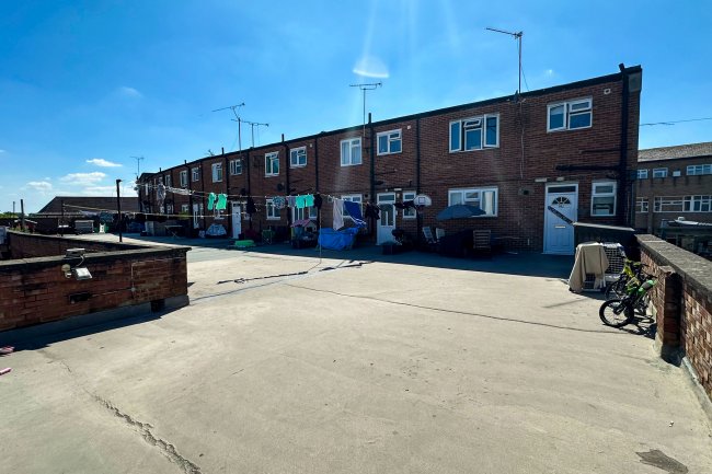 148-150 Crockhamwell Road, Woodley, Reading, RG5 3JH 8