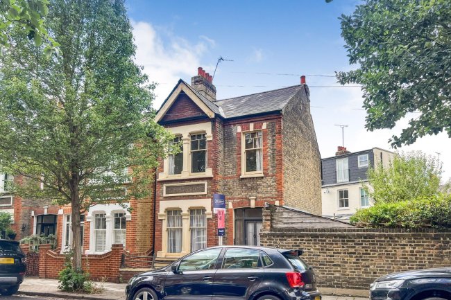 1 Esparto Street, Earlsfield, London, SW18 4DQ 4