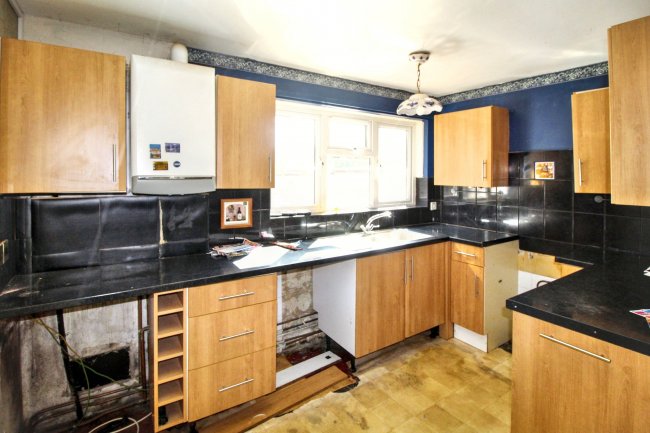 Flat 27 Crawte Avenue, Holbury, Southampton, Hampshire SO45 2GQ 10