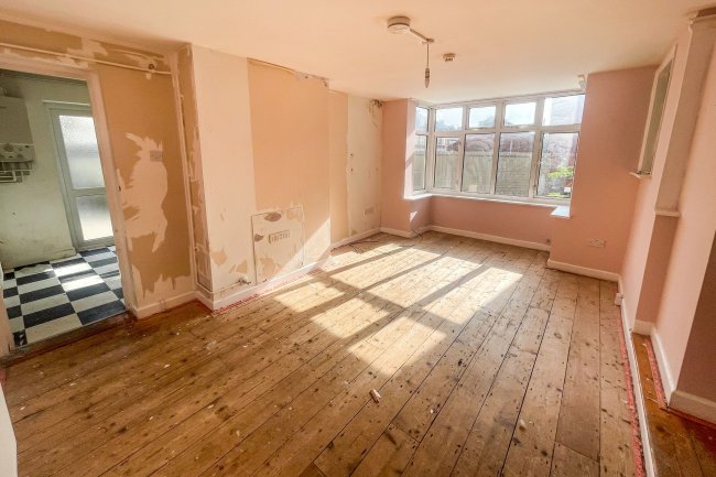 FT 2, 49 Roseberry Road, Redfield, Bristol, BS5 9QD 4