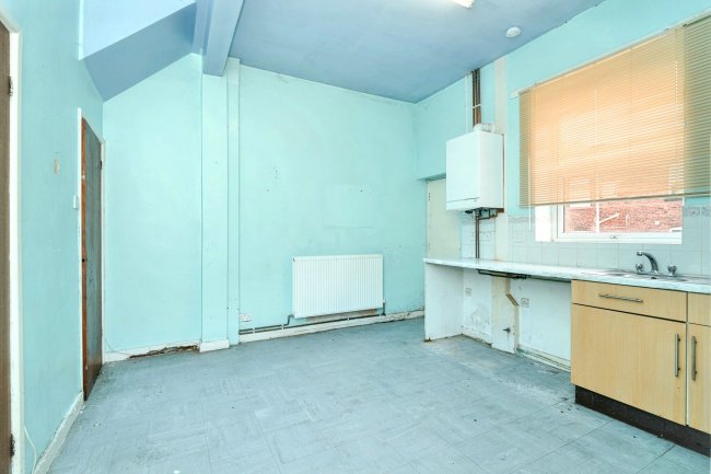 9 Garston Street, Bury, Lancashire BL9 6EW 7