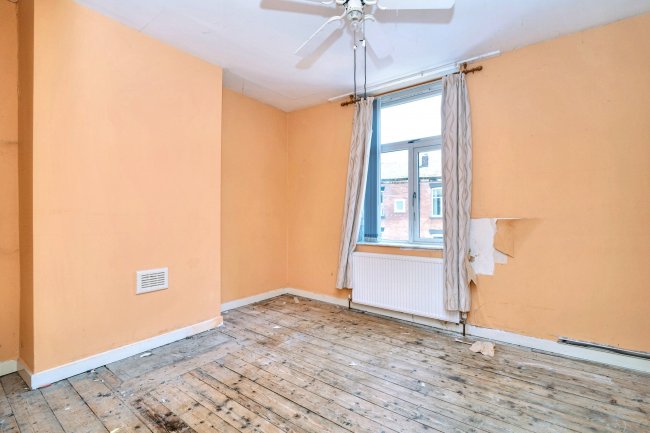 9 Garston Street, Bury, Lancashire BL9 6EW 7