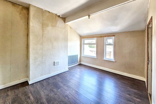 33 Birch Lane, Manchester, M13 0NW 9