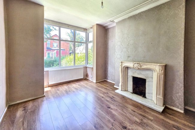 33 Birch Lane, Manchester, M13 0NW 9