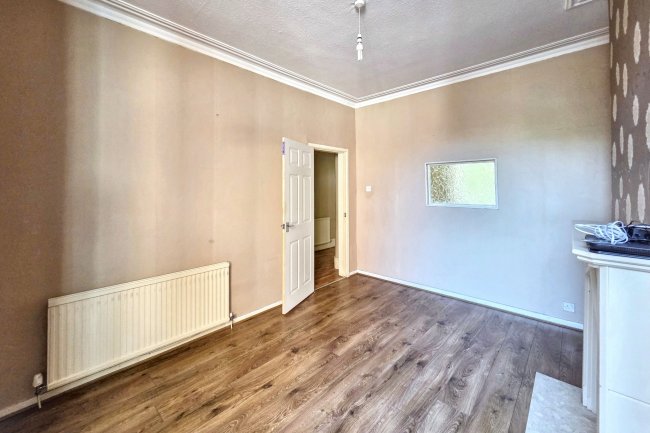 33 Birch Lane, Manchester, M13 0NW 9