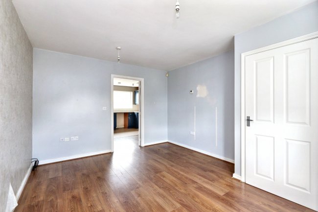 12 Kenninghall Road, Sheffield, South Yorkshire, S2 3WG 5