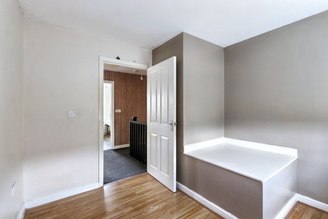 12 Kenninghall Road, Sheffield, South Yorkshire, S2 3WG 5