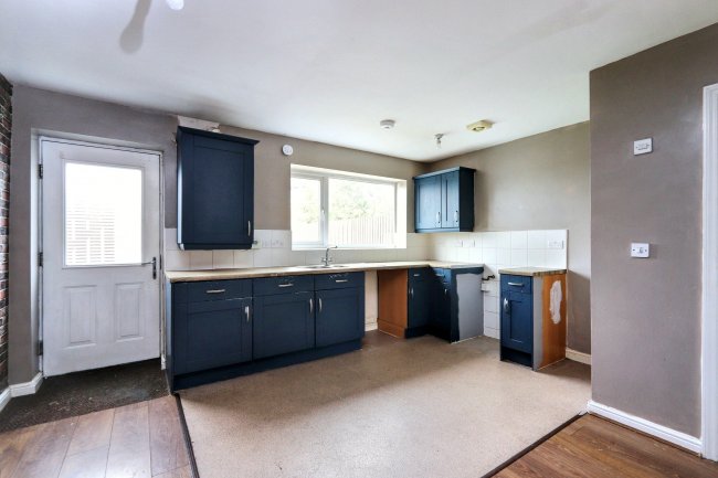 12 Kenninghall Road, Sheffield, South Yorkshire, S2 3WG 5