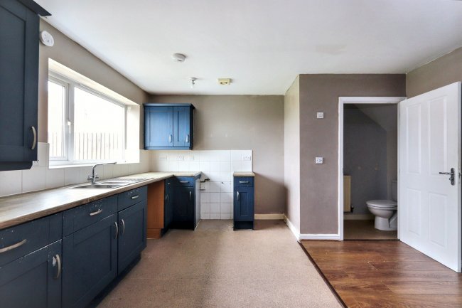 12 Kenninghall Road, Sheffield, South Yorkshire, S2 3WG 5