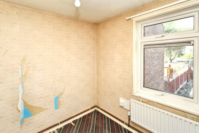 3 Bowland Road, Woodford Green, IG8 7LX 5