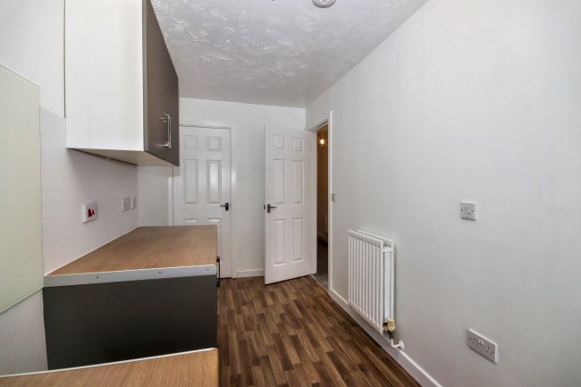 28 Rolls Close, Yaxley, Peterborough, Cambridgeshire, PE7 3QT 2